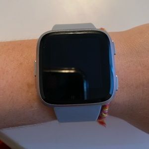 Fitbit VERSA